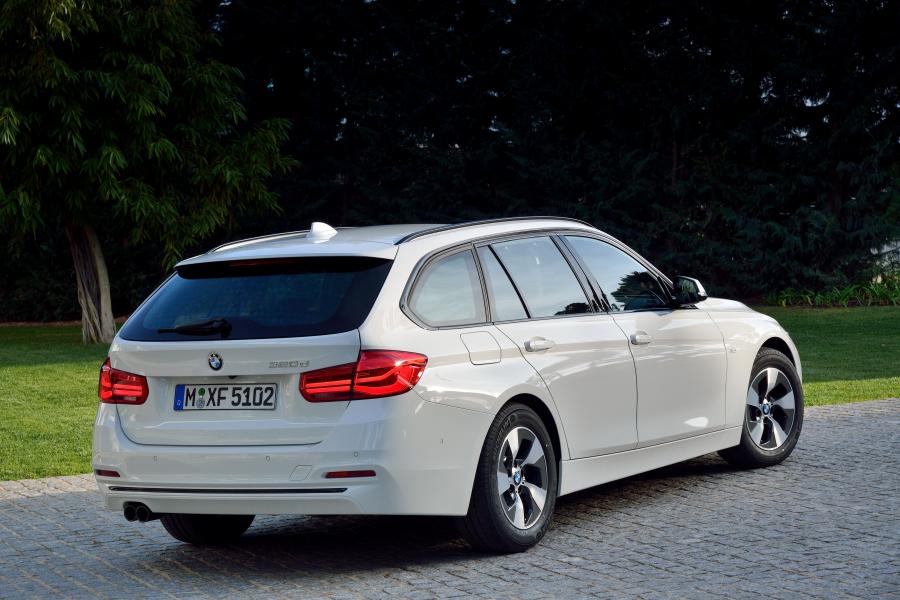  BMW 320d Touring EfficientDynamics Edition Sport Line 2015 года  (фото 27 из 28)